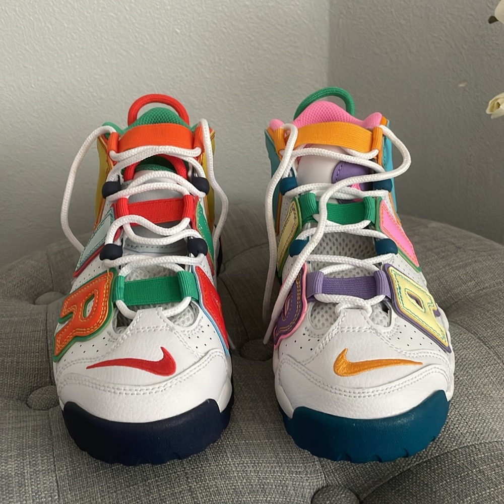 Nike Grade Schoolair More Uptempo Size 3.5 - Picture 3 of 9